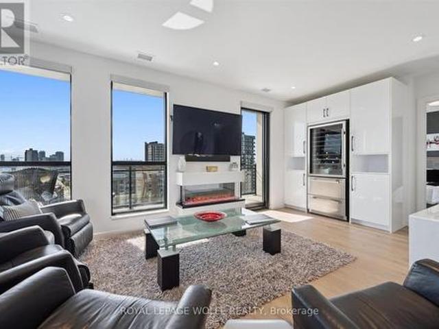 Condo for sale in Waterloo, Ontario