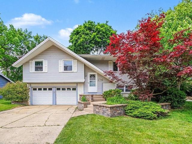 House for sale in Schaumburg, Illinois