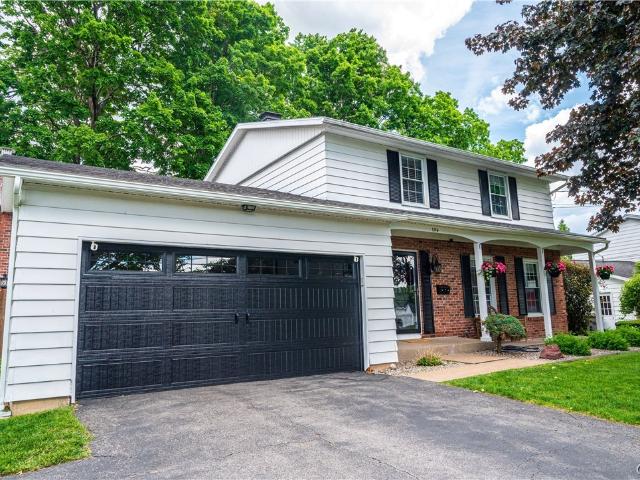House for sale in Oneida, New York