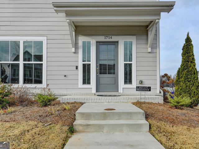 Townhouse for sale in Conyers, Georgia
