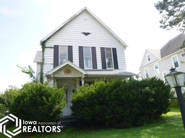 House for sale in Burlington, Des Moines County