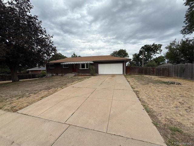 House for sale in Lakewood, Colorado