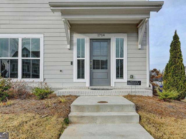 Townhouse for sale in Conyers, Georgia