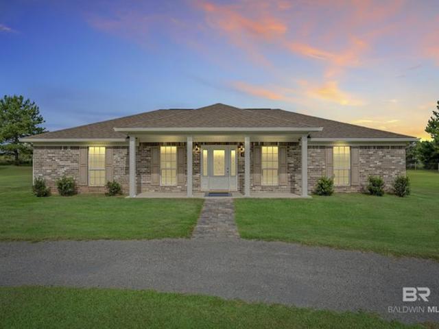 House for sale in Elberta, Alabama