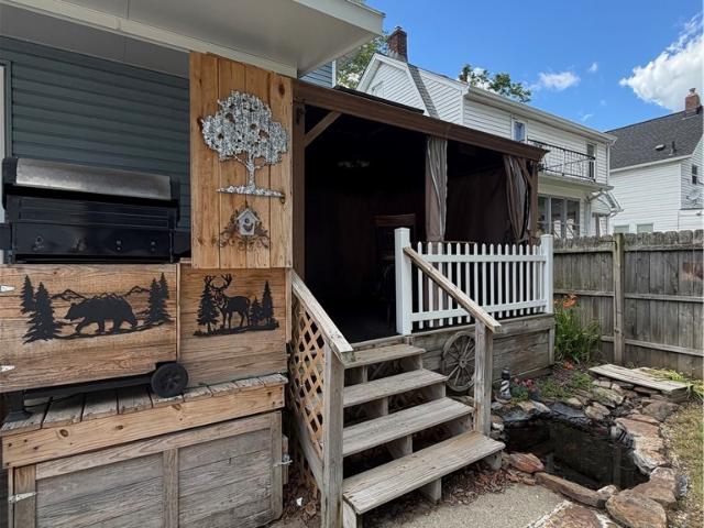 House for sale in Summit, Ohio