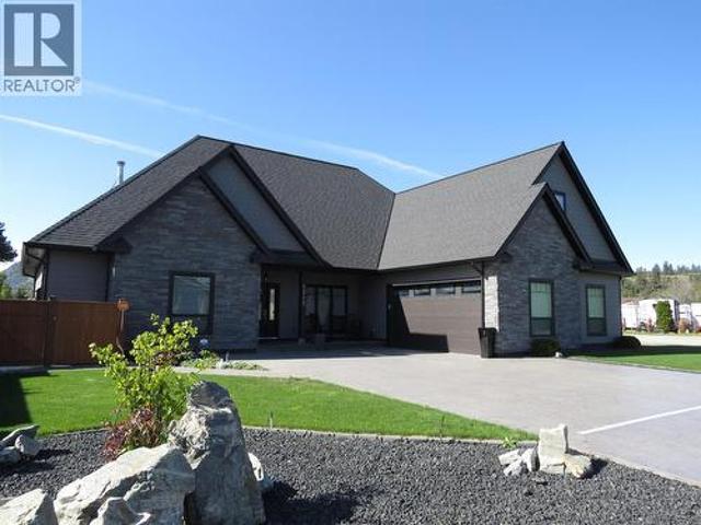 House for sale in Summerland, British Columbia