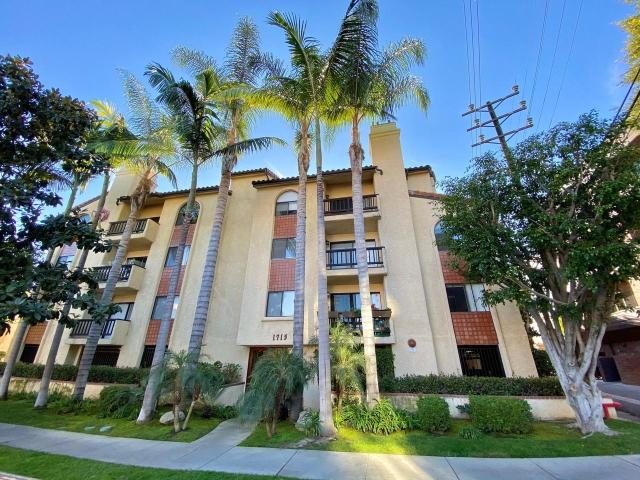Apartment for rent in Canoga Park, California