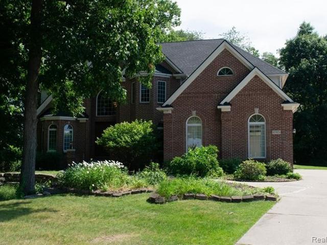 House for sale in Bloomfield Hills, Michigan