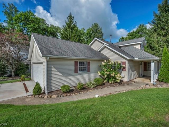 Condo for sale in Broadview Heights, Ohio