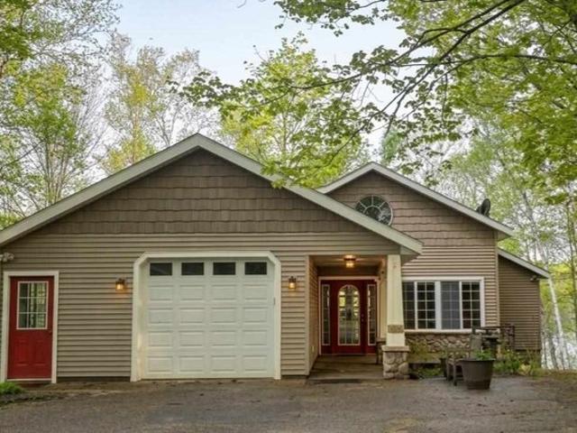 House for sale in Charlevoix, Michigan