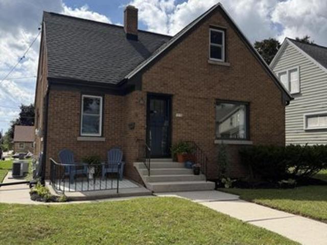 House for sale in Sheboygan, Sheboygan County