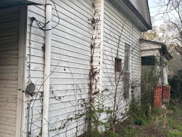 House for sale in Brooksville, Mississippi
