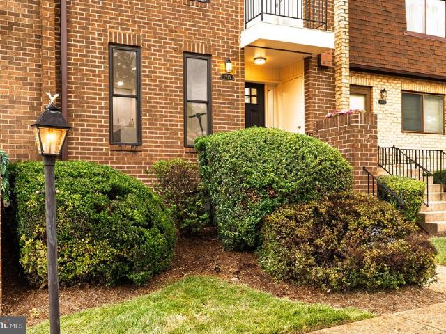 Townhouse for sale in Virginia