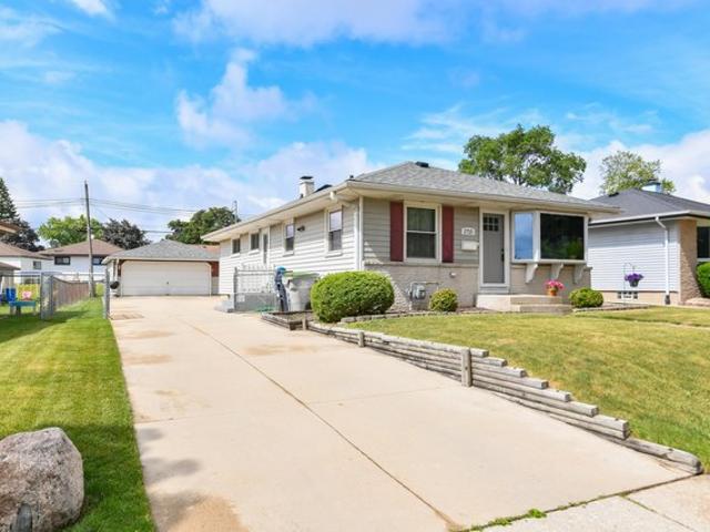 House for sale in Milwaukee, Wisconsin