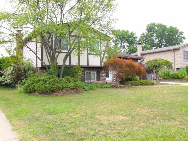 House for sale in Fraser, Michigan
