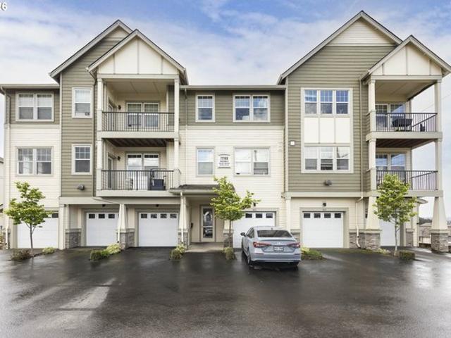 Condo for sale in Oregonia