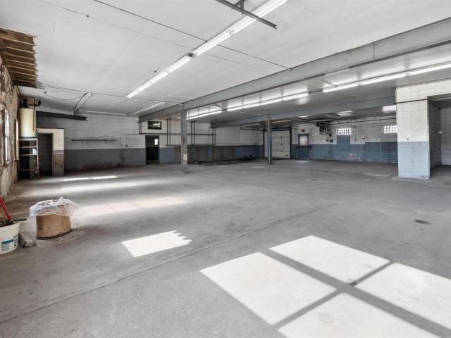 Commercial for sale in Iowa