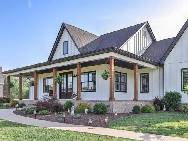House for sale in Bowling Green, Kentucky