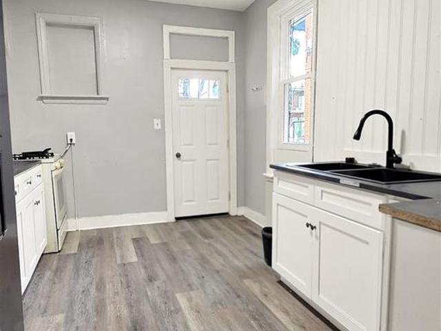 Townhouse for sale in Harrisburg, Pennsylvania