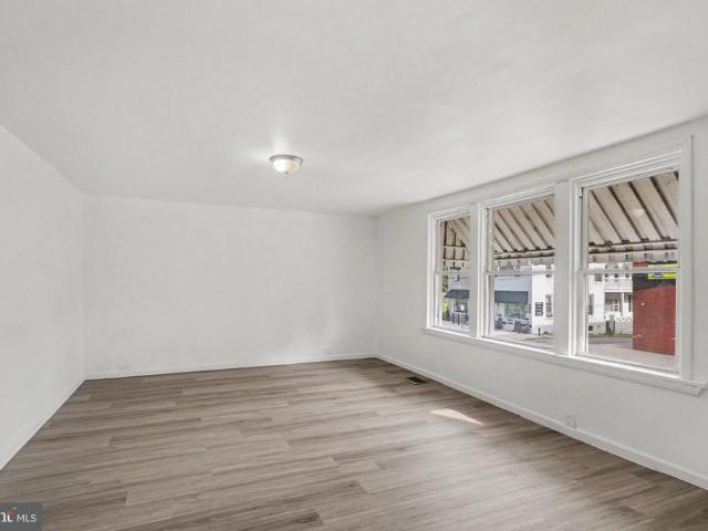 Townhouse for sale in Capitol Heights, Harrisburg