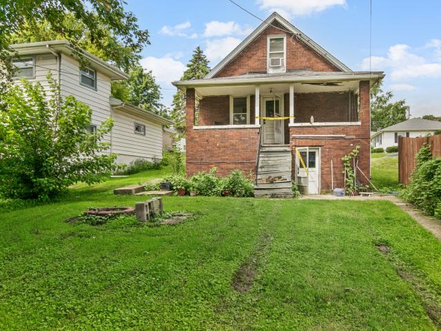 House for sale in Crest Hill, Illinois