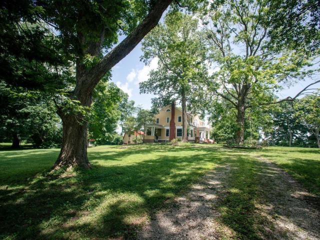 House for sale in Vincennes, Indiana