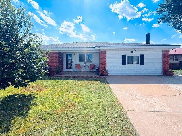 House for sale in Dumas, Texas