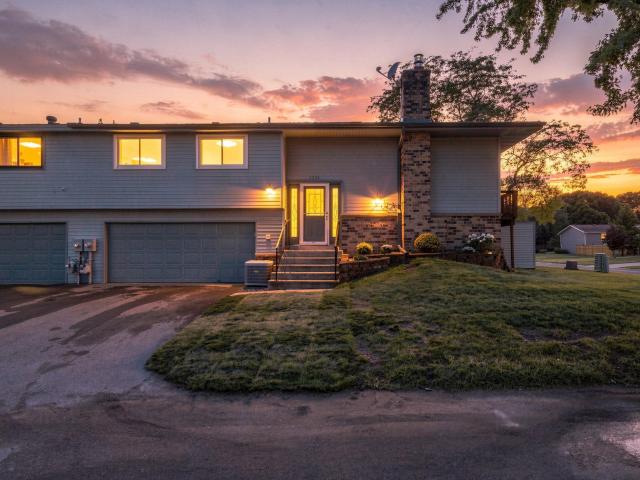 Townhouse for sale in Eagan, Minnesota