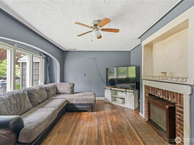 House for sale in Aberdeen, Washington