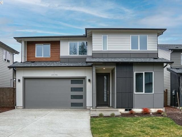 House for sale in Oregonia