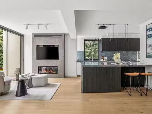 Apartment for rent in Edgecliff Apartment for rent in Edgecliff