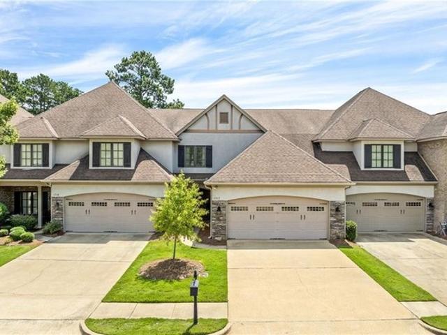 Townhouse for sale in Auburn, Alabama