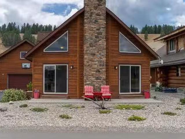 House for sale in Newgate, British Columbia