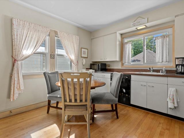 House for sale in Henderson Park, West Allis