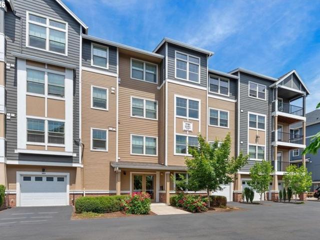 Condo for sale in Oregonia