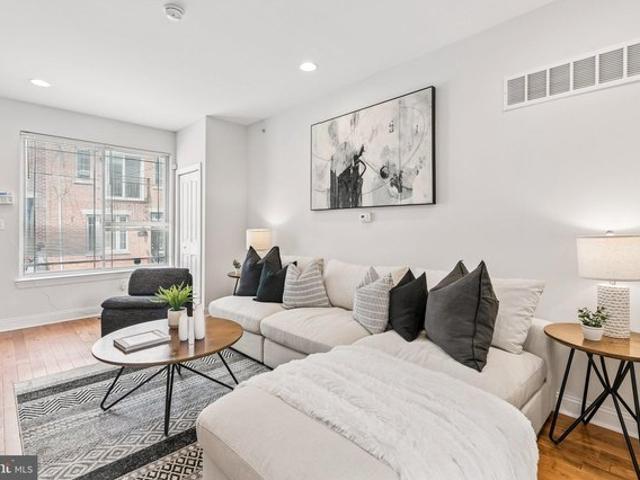 Townhouse for sale in South Philadelphia, Philadelphia