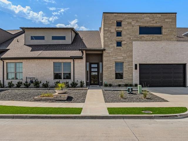 Townhouse for sale in Heath, Texas