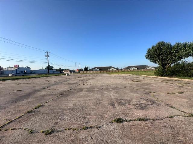 Commercial for sale in Shawnee, Oklahoma