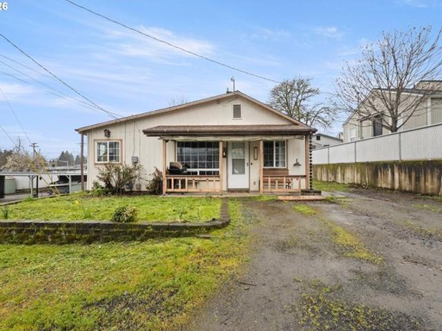 House for sale in Oregonia