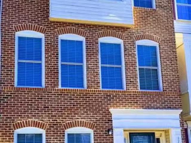 Condo for rent in Severn