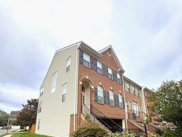Townhouse for sale in Virginia