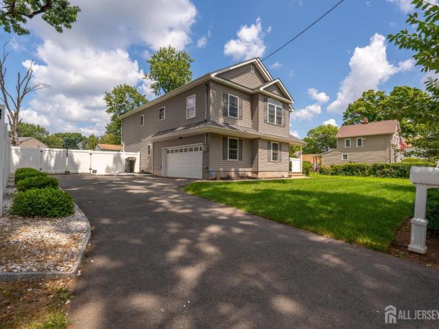 House for sale in Dunellen, Middlesex County