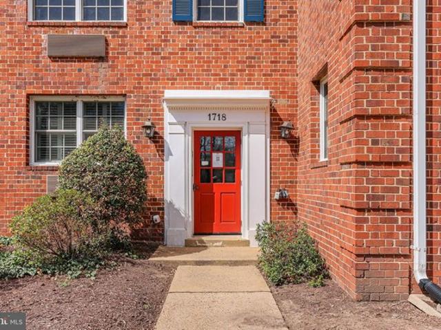 Condo for sale in Virginia