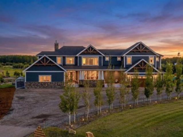 House for sale in Alberta