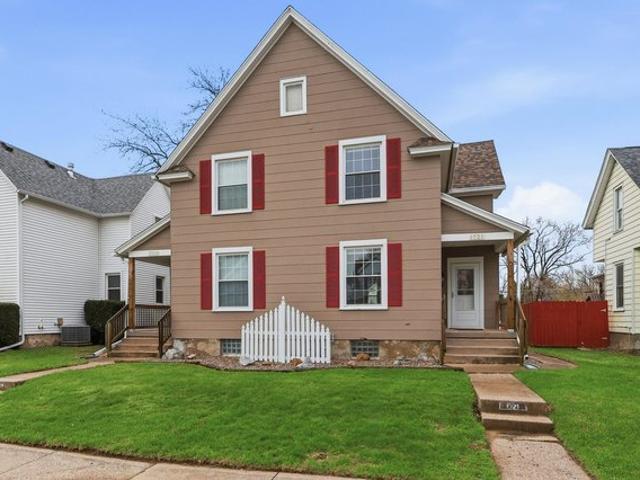 House for sale in Davenport, Iowa