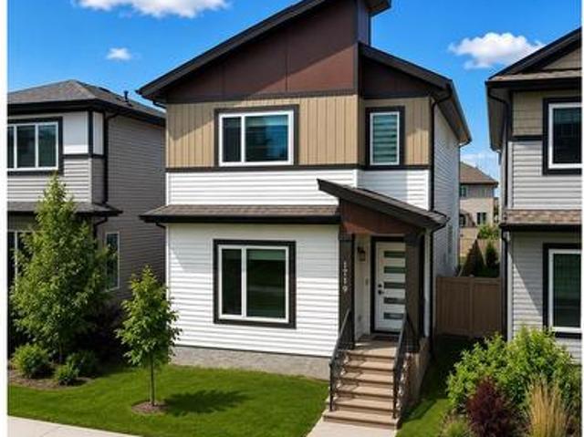 House for sale in Wedgewood, Alberta