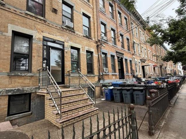 Commercial for sale in Queens, Arverne