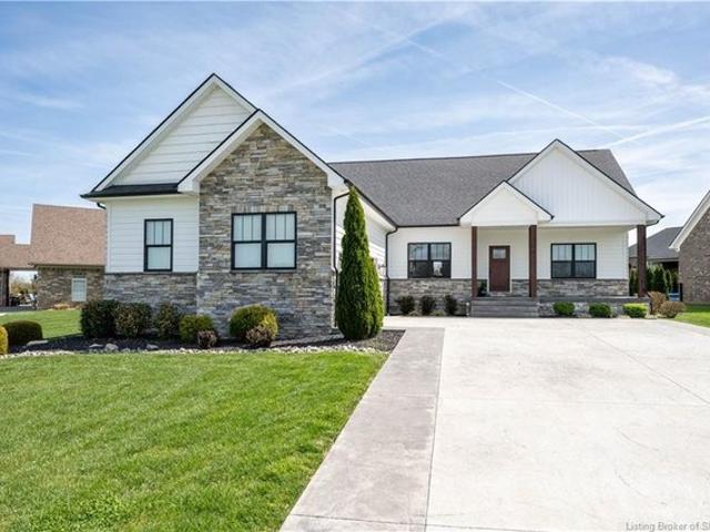 House for sale in Henryville, Indiana