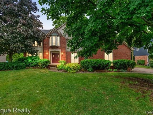 House for sale in Bloomfield Hills, Michigan