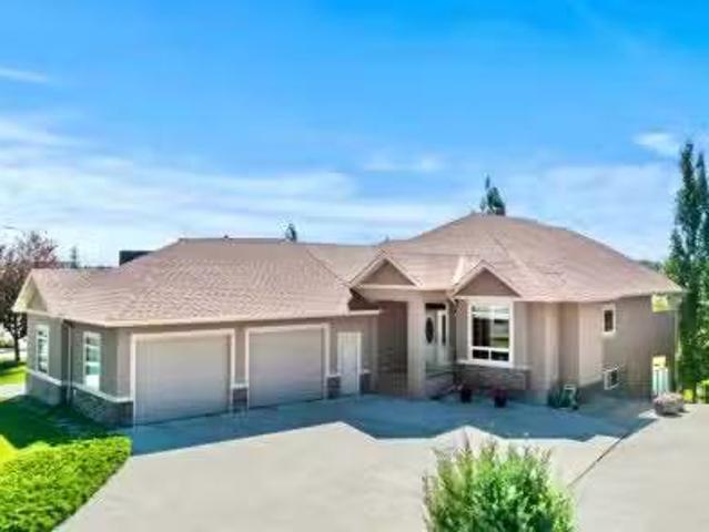 House for sale in High River, Alberta